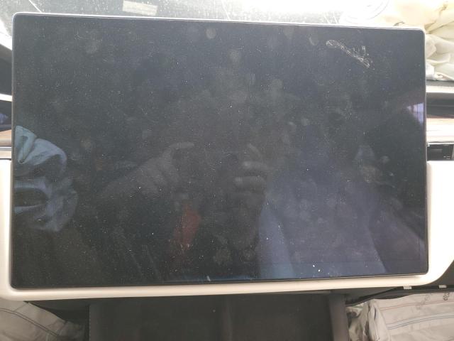 Photo 9 from auction – 2022 TESLA MODEL S with VIN 5YJSA1E58NF462069