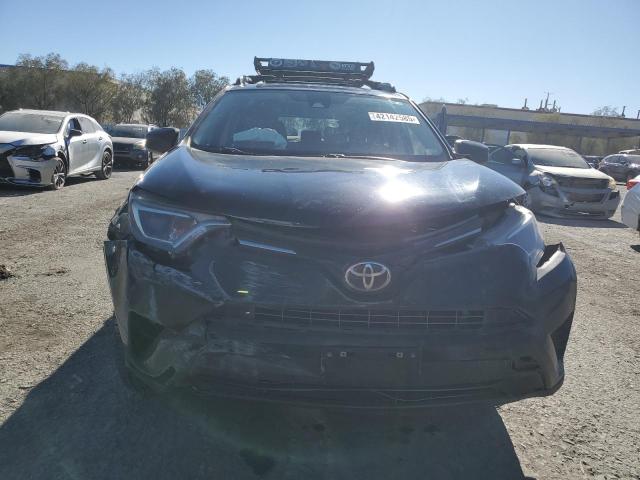Photo 5 from auction – 2017 TOYOTA RAV4 LE with VIN 2T3BFREV6HW626899