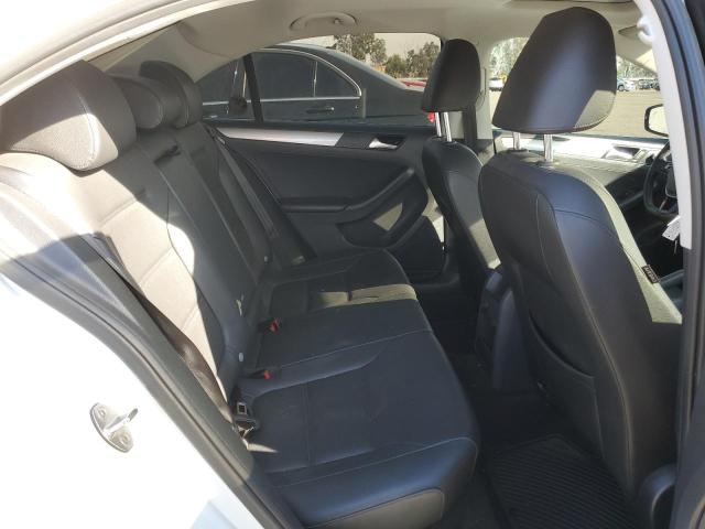 Photo 10 from auction – 2017 VOLKSWAGEN JETTA SE with VIN 3VWDB7AJ8HM241919