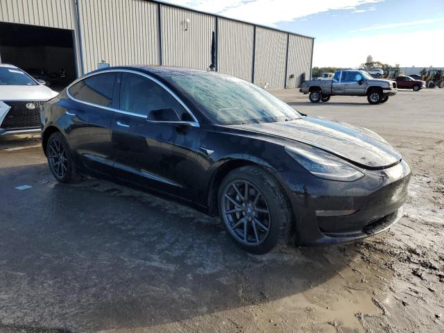 Photo 4 from auction – 2018 TESLA MODEL 3 with VIN 5YJ3E1EA6JF095625