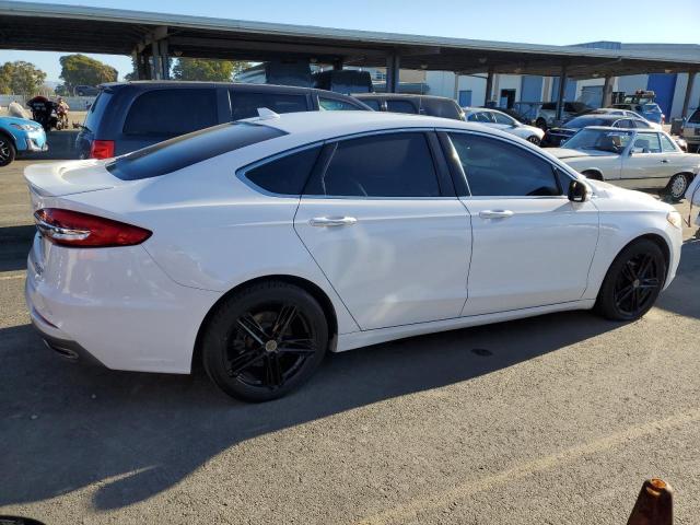 Photo 3 from auction – 2019 FORD FUSION TIT with VIN 3FA6P0D90KR106696