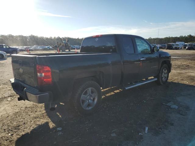 Photo 3 from auction – 2011 CHEVROLET SILVERADO with VIN 1GCRCSE02BZ140469