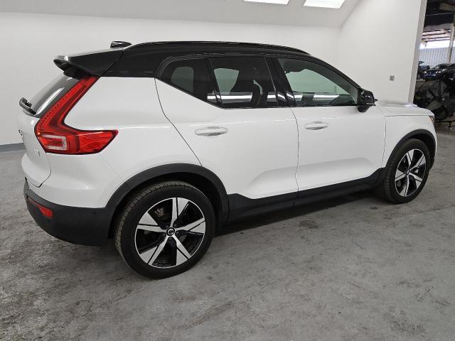 Photo 3 from auction – 2022 VOLVO XC40 P8 RE with VIN YV4ED3UR2N2687964