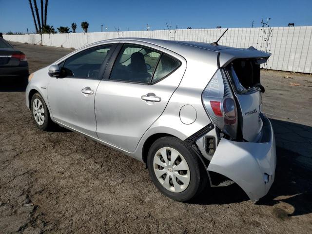 Photo 2 from auction – 2012 TOYOTA PRIUS C with VIN JTDKDTB36C1512480
