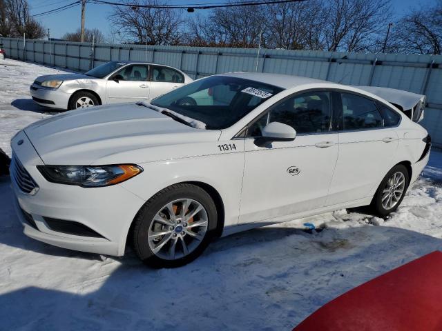 FORD FUSION SE 2017 with VIN 3FA6P0HD3HR245695 - Photo from auction