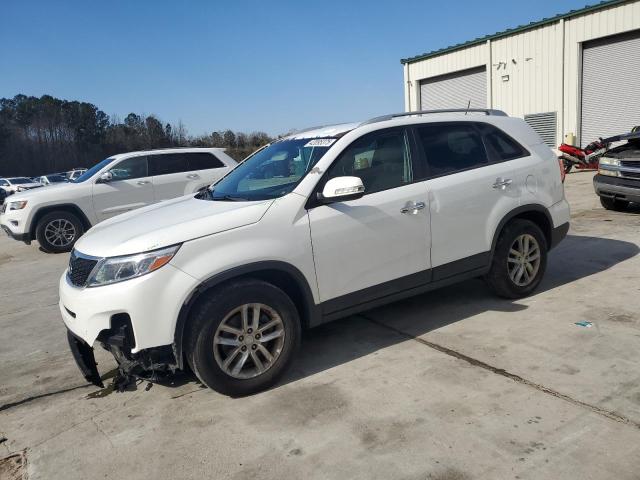 KIA SORENTO LX 2015 with VIN 5XYKT3A69FG657984 - Photo from auction