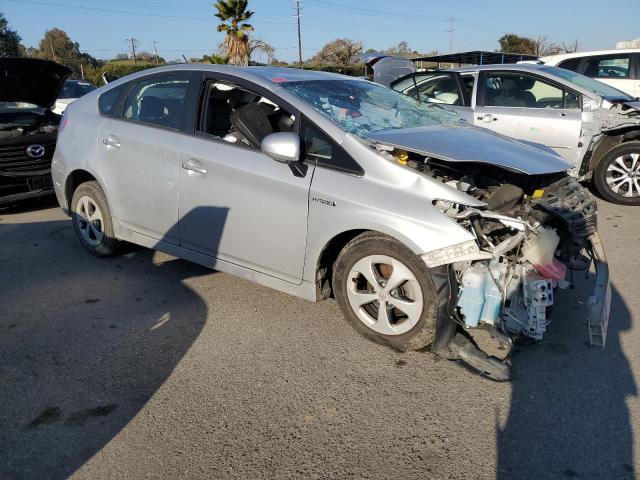 Photo 4 from auction – 2013 TOYOTA PRIUS with VIN JTDKN3DU3D5635277