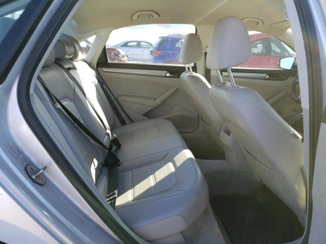 Photo 10 from auction – 2015 VOLKSWAGEN PASSAT S with VIN 1VWAT7A39FC030115