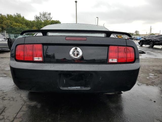 Photo 6 from auction – 2005 FORD MUSTANG with VIN 1ZVFT80N455187259