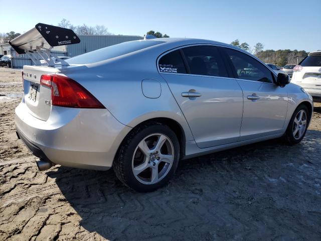 Photo 3 from auction – 2012 VOLVO S60 T5 with VIN YV1622FS3C2146291