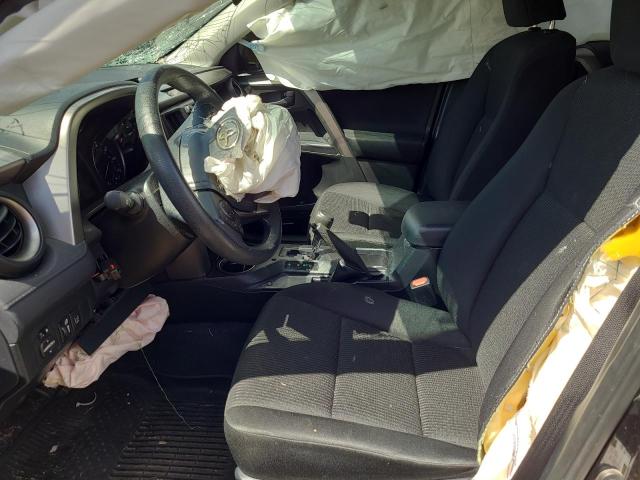 Photo 7 from auction – 2017 TOYOTA RAV4 LE with VIN JTMZFREV6HJ120728
