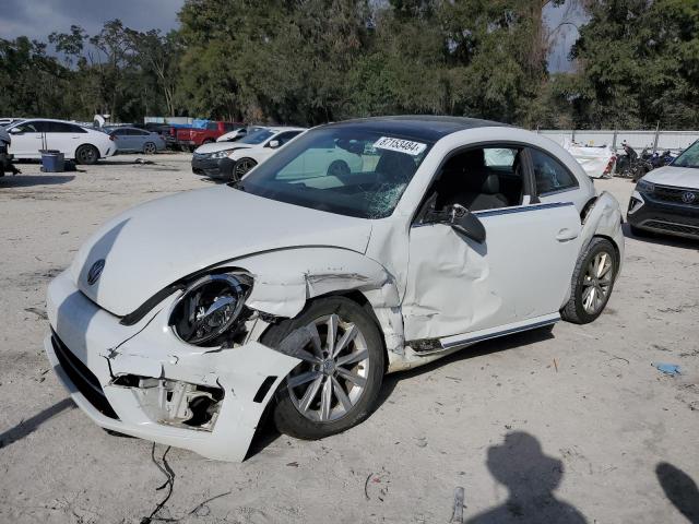 Photo 1 from auction – 2018 VOLKSWAGEN BEETLE SE with VIN 3VWJD7AT0JM709923