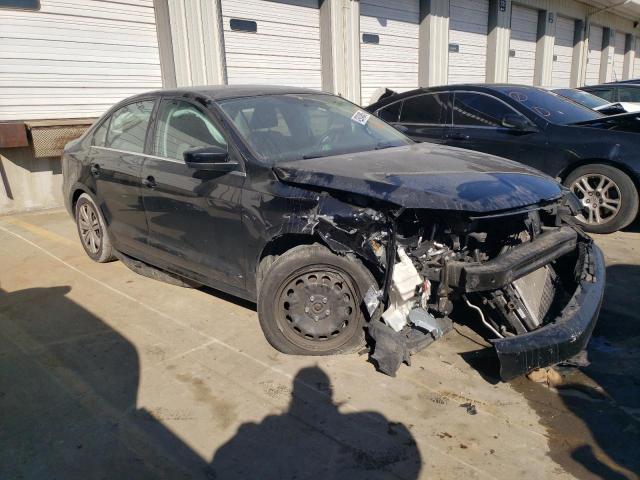 Photo 4 from auction – 2017 VOLKSWAGEN JETTA S with VIN 3VW2B7AJ5HM230884