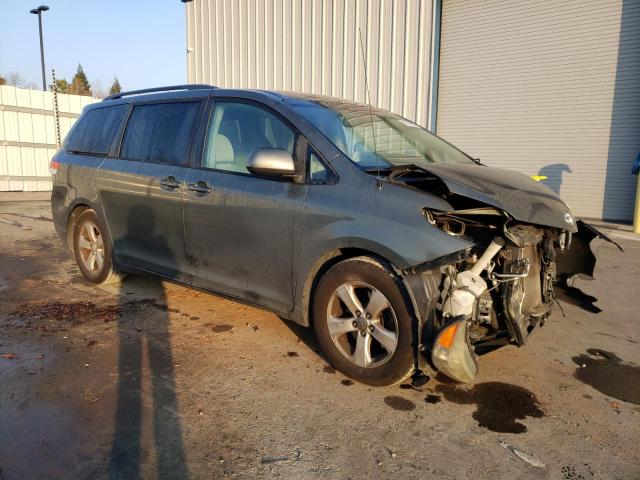 Photo 4 from auction – 2011 TOYOTA SIENNA LE with VIN 5TDKK3DC4BS130002