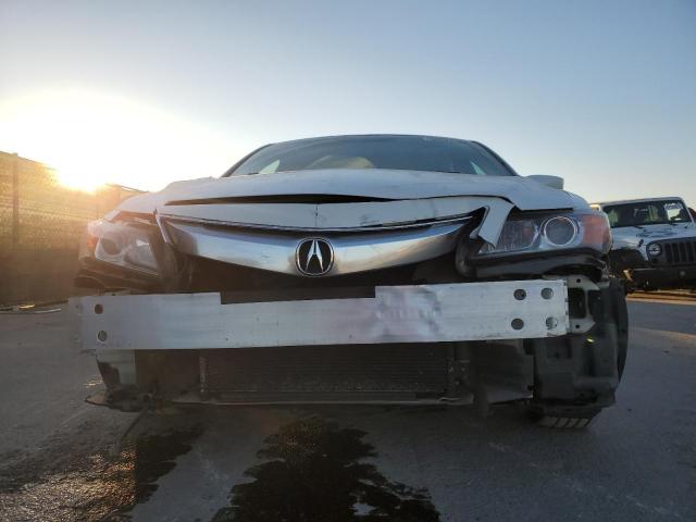 Photo 5 from auction – 2013 ACURA ILX 20 PRE with VIN 19VDE1F52DE021997