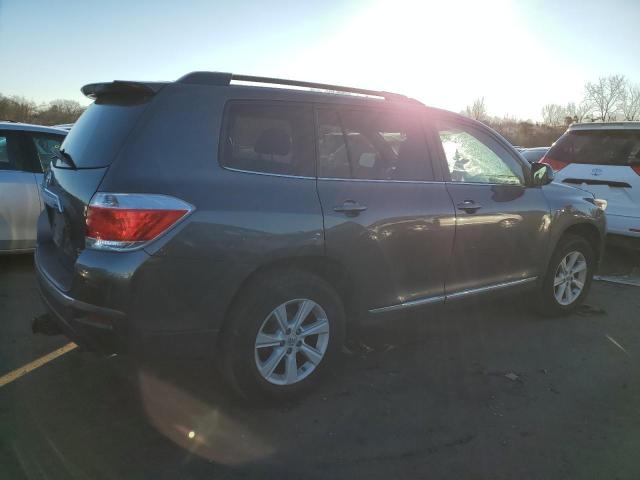 Photo 3 from auction – 2012 TOYOTA HIGHLANDER with VIN 5TDBK3EH0CS121762