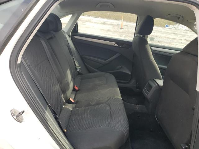 Photo 10 from auction – 2014 VOLKSWAGEN PASSAT S with VIN 1VWAP7A33EC006721