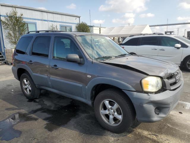 Foto 4 de la subasta – 2006 MAZDA TRIBUTE con VIN 4F2YZ02Z16KM34798