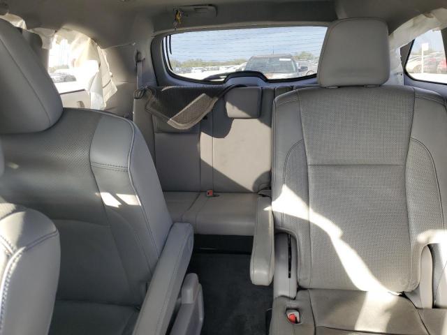 Photo 10 from auction – 2015 TOYOTA HIGHLANDER with VIN 5TDDKRFH1FS132400