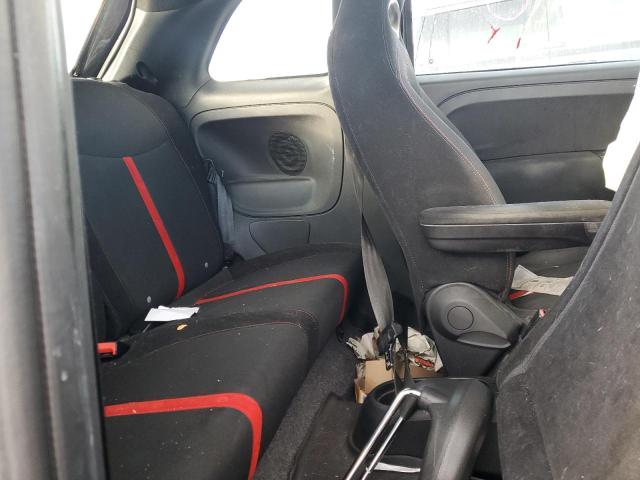 صورة رقم 10 من المزاد - 2015 FIAT 500 ABARTH مع VIN 3C3CFFFH4FT502456