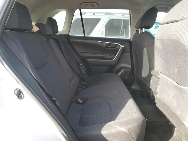 Photo 11 from auction – 2019 TOYOTA RAV4 LE with VIN 2T3F1RFV2KW022143