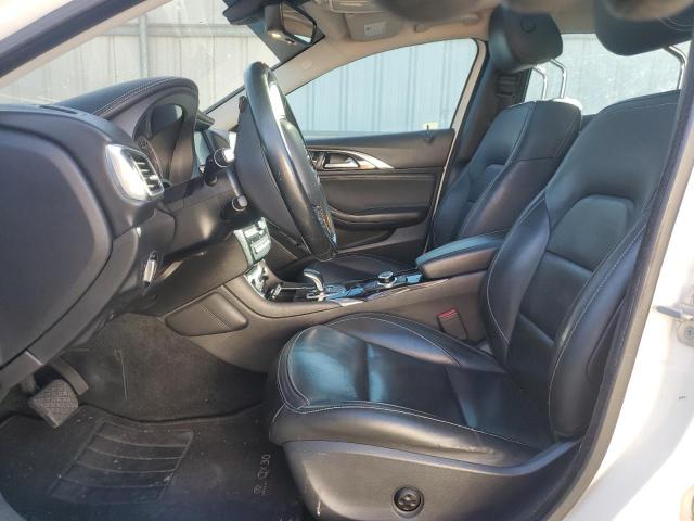 Photo 7 from auction – 2017 INFINITI QX30 BASE with VIN SJKCH5CP4HA029323