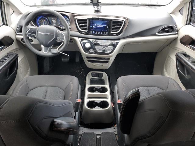 Photo 8 from auction – 2017 CHRYSLER PACIFICA T with VIN 2C4RC1DG4HR743905