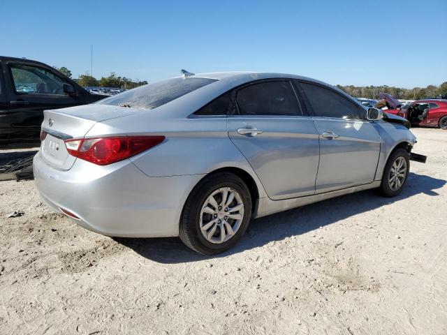 Photo 3 from auction – 2011 HYUNDAI SONATA GLS with VIN 5NPEB4AC5BH215606