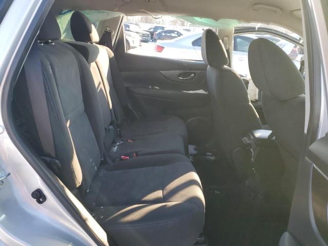 Photo 11 from auction – 2016 NISSAN ROGUE S with VIN KNMAT2MV3GP612000