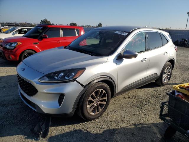 FORD ESCAPE SE 2020 with VIN 1FMCU9G69LUB19285 - Photo from auction