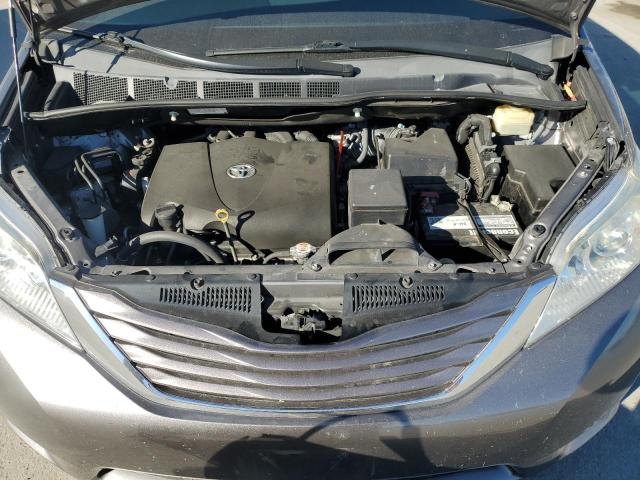 Photo 12 from auction – 2017 TOYOTA SIENNA LE with VIN 5TDKZ3DC0HS766565