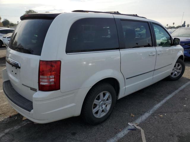 Photo 3 from auction – 2010 CHRYSLER TOWN & COU with VIN 2A4RR5D18AR289191