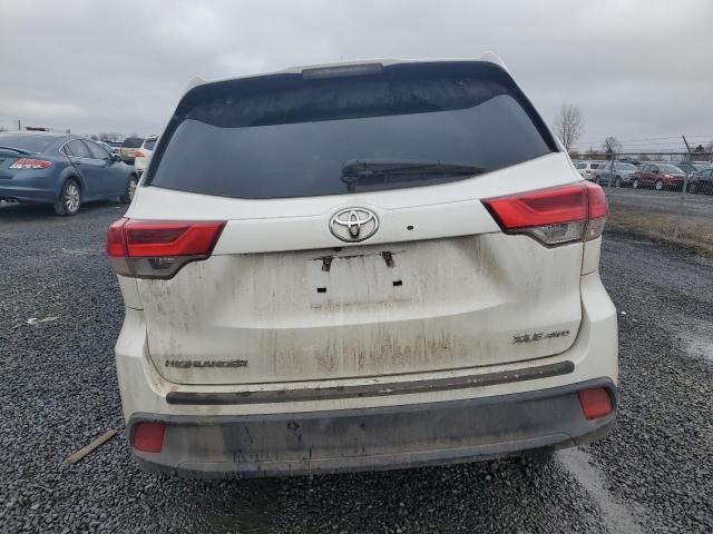 Photo 6 from auction – 2018 TOYOTA HIGHLANDER with VIN 5TDJZRFH0JS560210