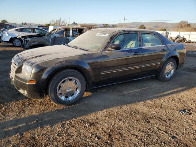 CHRYSLER 300 TOURIN 2005 with VIN 2C3AA53G65H506687 - Photo from auction