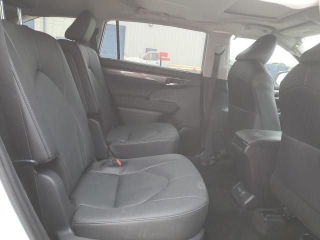 Photo 11 from auction – 2024 TOYOTA HIGHLANDER with VIN 5TDXBRCH8RS639686