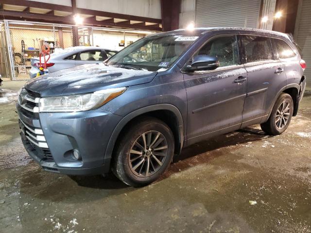 TOYOTA HIGHLANDER 2019 with VIN 5TDJZRFH4KS726195 - Photo from auction
