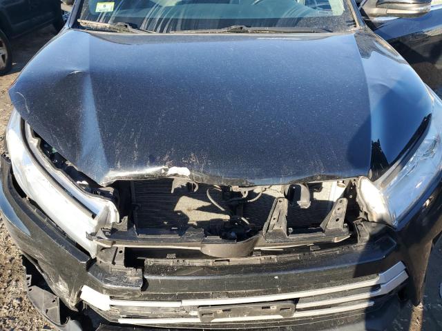 Photo 12 from auction – 2018 TOYOTA HIGHLANDER with VIN 5TDJZRFH0JS539891