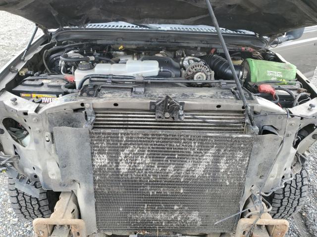 Photo 12 from auction – 2002 FORD EXCURSION with VIN 1FMSU43FX2ED70622