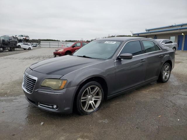 CHRYSLER 300 S 2013 مع رقم تعريف المركبة 2C3CCABG3DH727823 - صورة من المزاد