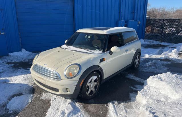 Photo 2 from auction – 2009 MINI COOPER CLU with VIN WMWML33529TP98656