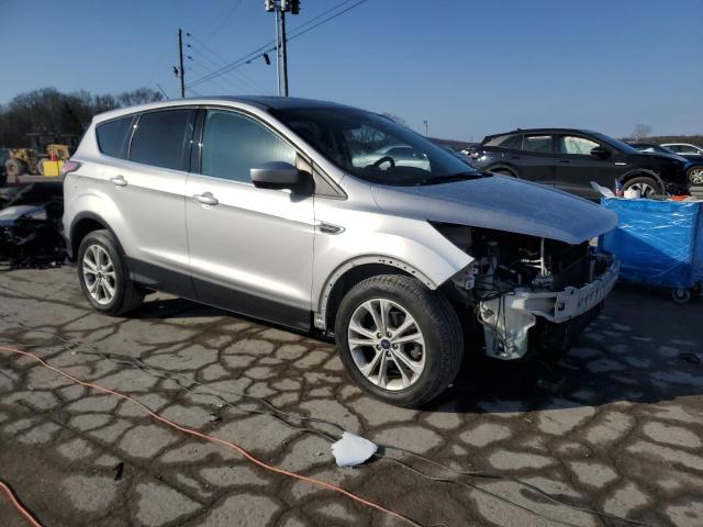 Photo 4 from auction – 2017 FORD ESCAPE SE with VIN 1FMCU0GD6HUA78051