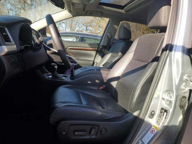Photo 7 from auction – 2015 TOYOTA HIGHLANDER with VIN 5TDDKRFH1FS217690