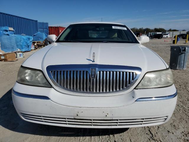 Photo 5 from auction – 2011 LINCOLN TOWN CAR S with VIN 2LNBL8CV0BX750925