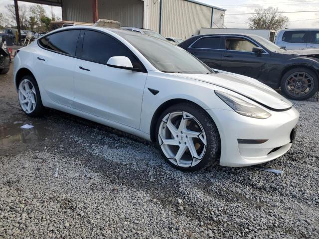 Photo 4 from auction – 2019 TESLA MODEL 3 with VIN 5YJ3E1EA1KF482519