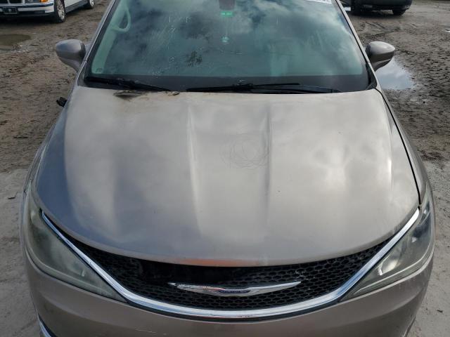 Снимка 12 от търг – 2017 CHRYSLER PACIFICA T с VIN 2C4RC1BG2HR710436