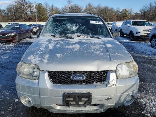 Photo 5 from auction – 2007 FORD ESCAPE LIM with VIN 1FMCU94197KB68920