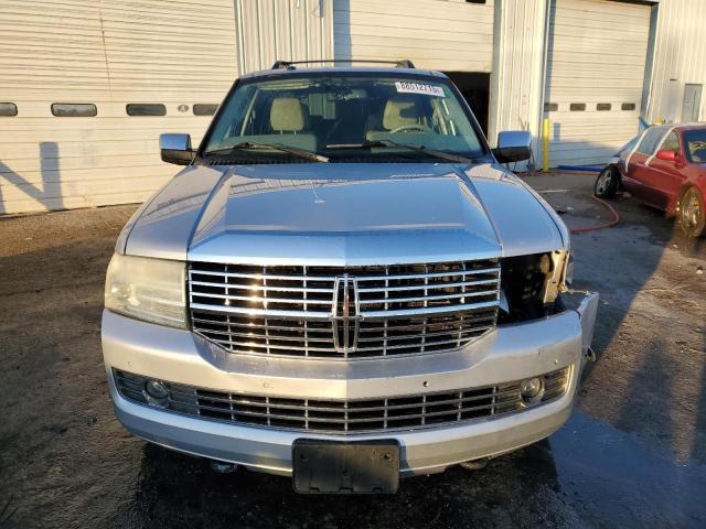 Photo 5 from auction – 2011 LINCOLN NAVIGATOR with VIN 5LMJJ2H50BEJ05844