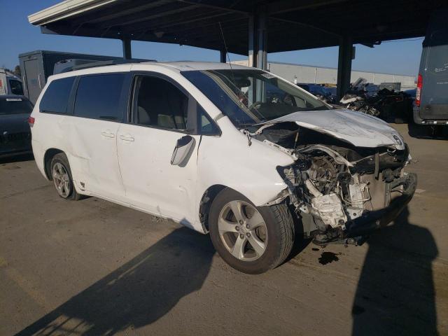 Photo 4 from auction – 2011 TOYOTA SIENNA LE with VIN 5TDKK3DC2BS071130