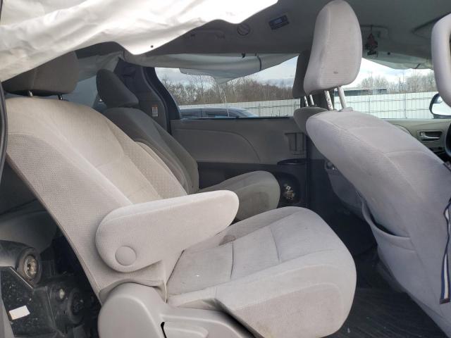 Photo 11 from auction – 2017 TOYOTA SIENNA LE with VIN 5TDJZ3DCXHS180970