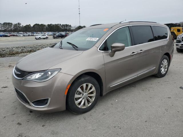 CHRYSLER PACIFICA T 2018 with VIN 2C4RC1BG7JR171012 - Photo from auction